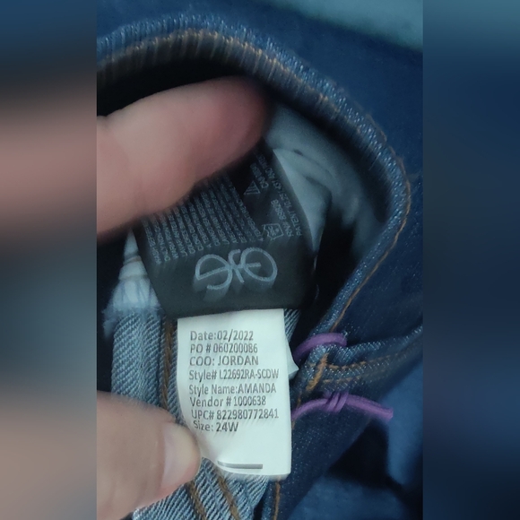 Gloria Vanderbilt Amanda Jeans, Scottsdale Wash, Size 24W - Picture 4 of 5